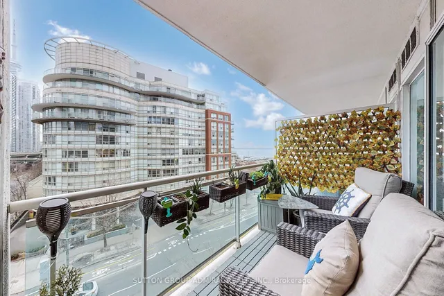 Additional image 19 of 600 Queens Quay Unit 705