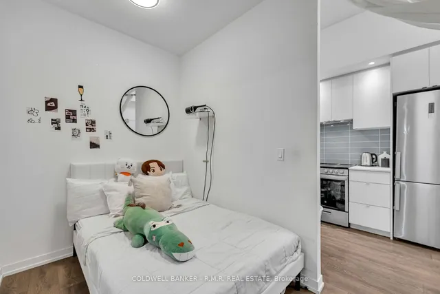 Additional image 24 of 49 East Liberty St Unit 2601