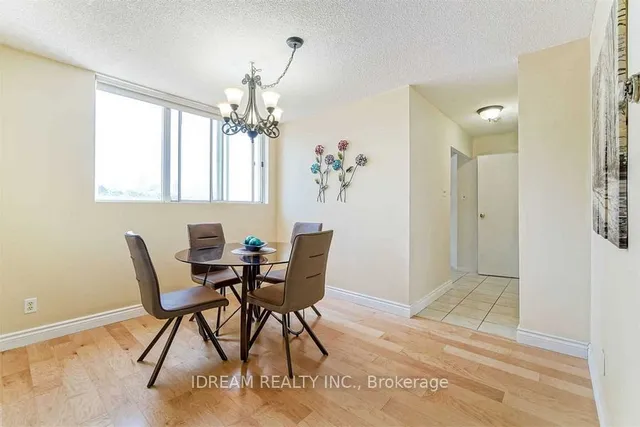 Additional image 12 of 3700 Kaneff Cres Unit 202