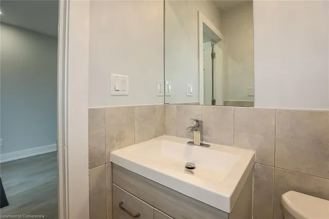 Additional image 32 of 274 Margaret Ave