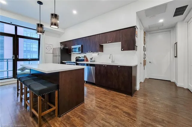 Additional image 7 of 112 King St Unit 809