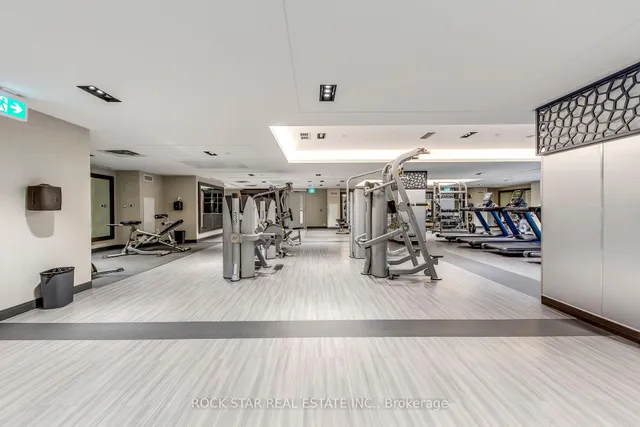 Additional image 32 of 543 Richmond St Unit 228