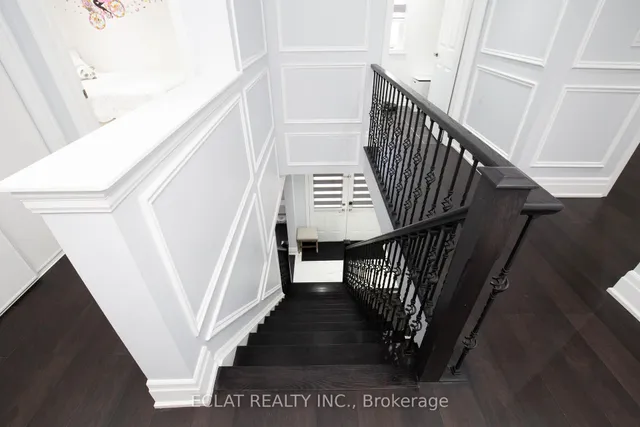 Additional image 23 of 32 Nanaimo Cres