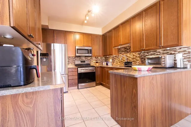 Additional image 16 of 51 Personna Circ