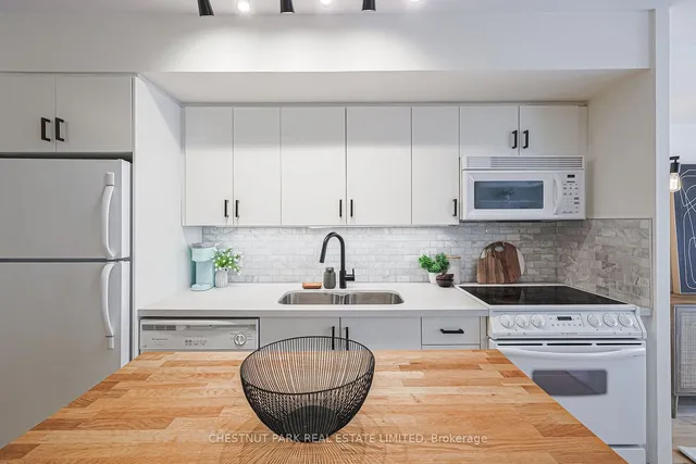 Additional image 5 of 18 Beverley St Unit 218