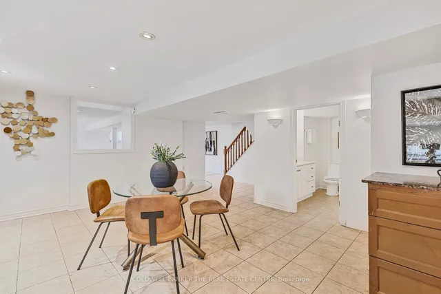 Additional image 17 of 2 Ghent Crt