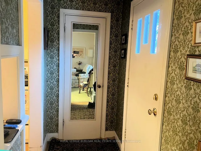 Additional image 8 of 248 Florence Ave