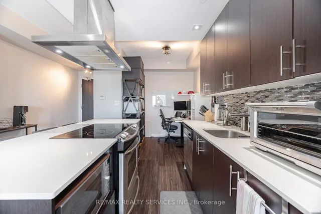 Additional image 10 of 165 Legion Rd Unit 729