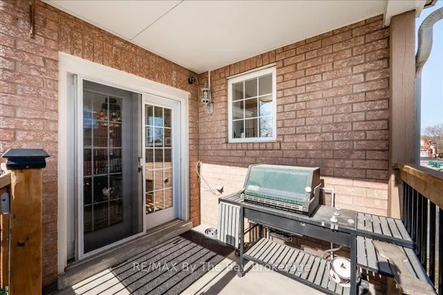 Additional image 36 of 12 Twin Willow Cres