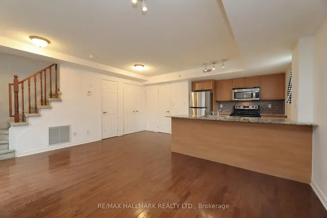 Additional image 2 of 11 Ruttan St Unit TH 128