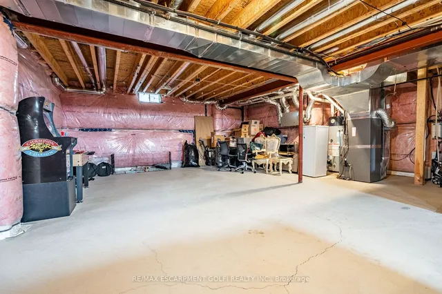 Additional image 35 of 3 Shippee Ave