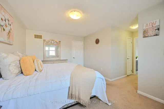 Additional image 50 of 901 Farmstead Dr