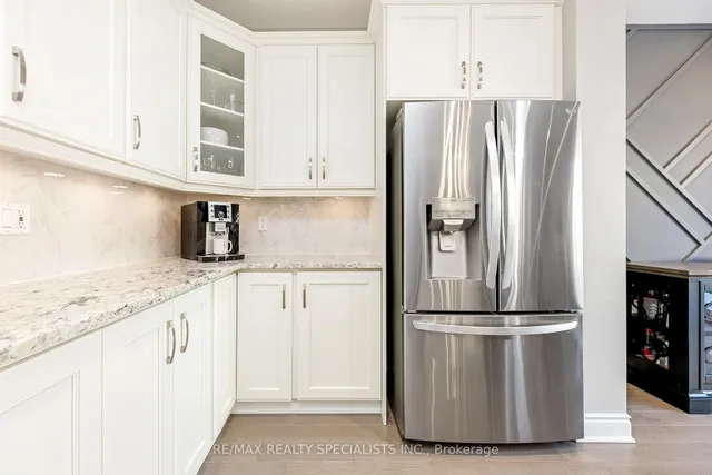 Additional image 14 of 882 Magnolia Terr