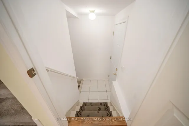 Additional image 21 of 7 Blairwood Crt