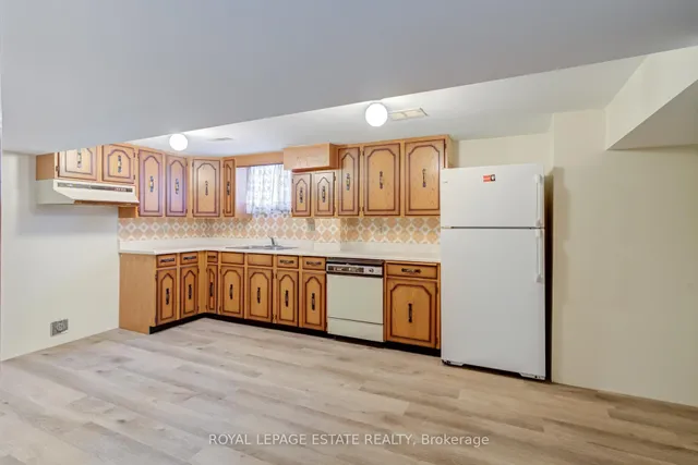 Additional image 20 of 38 Brawley Ave