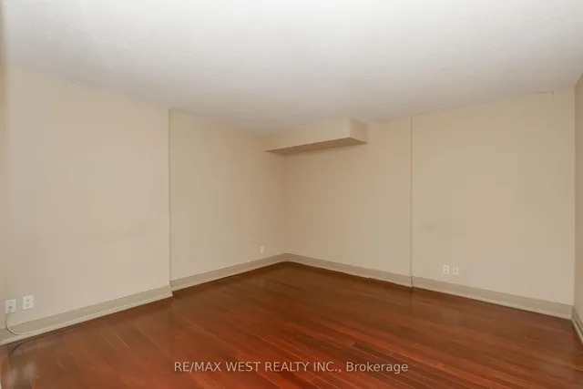 Additional image 5 of 2737 Keele St Unit 629