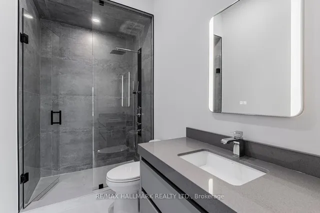 Additional image 20 of 37 Rowley Ave