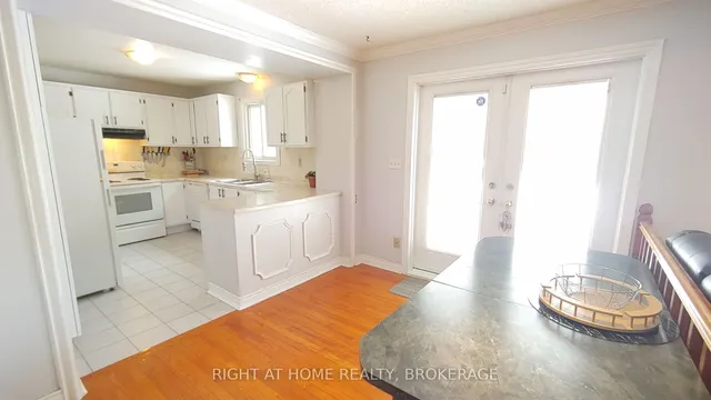 Additional image 36 of 16 Flamingo Dr