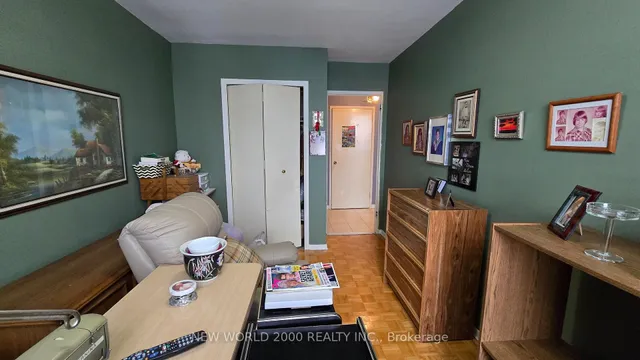 Additional image 36 of 3460 Keele St Unit 505