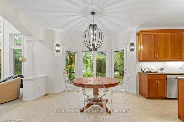 Additional image 8 of 45 Pioneer Tower Cres