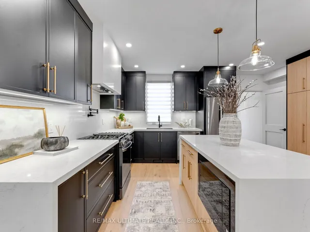 Additional image 18 of 857 Pape Ave