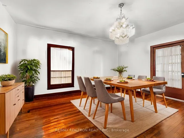 Additional image 21 of 25 Robina Ave