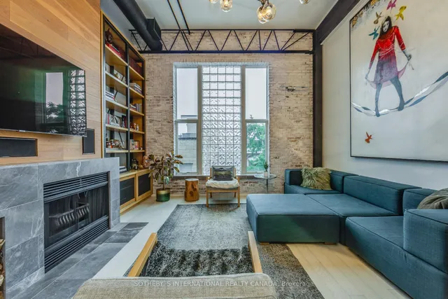 Additional image 10 of 676 Richmond St Unit 208