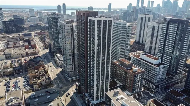 Additional image 40 of 130 River St