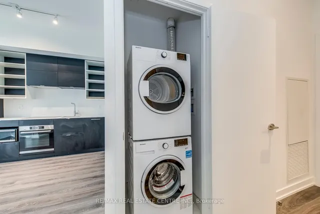 Additional image 31 of 20 Edward St Unit 406