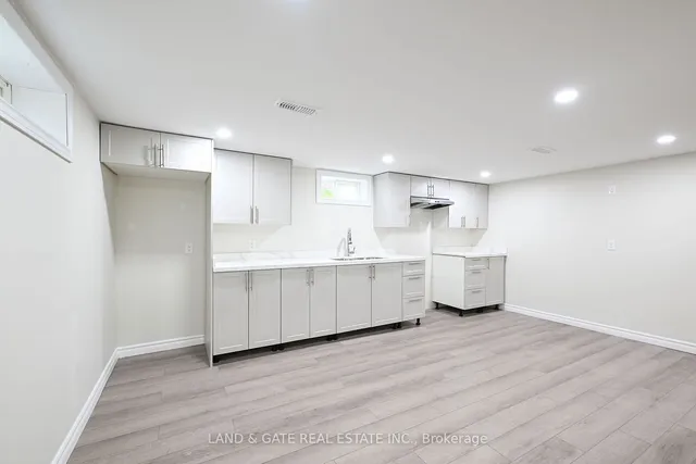 Additional image 22 of 400 Limeridge Rd