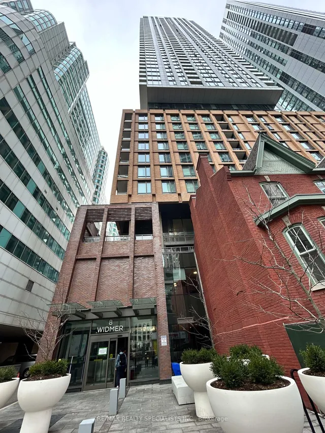 8 Widmer St Unit 915