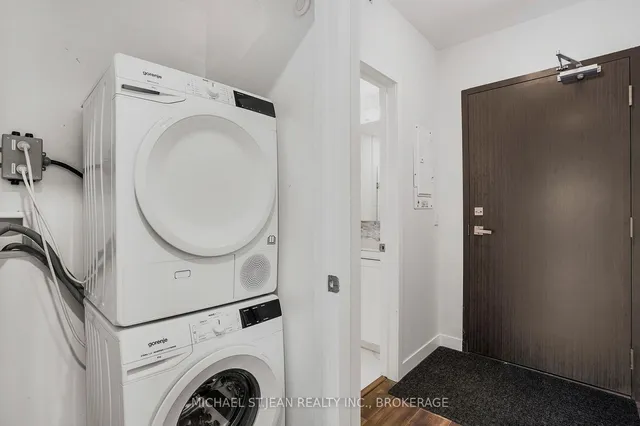 Additional image 22 of 15 Queen St Unit 1204