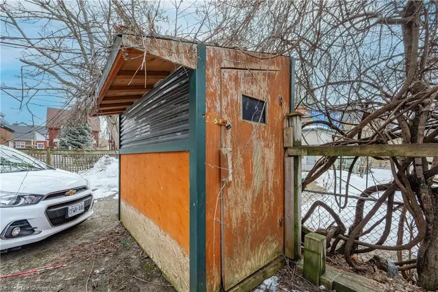 Additional image 43 of 155 Weber St