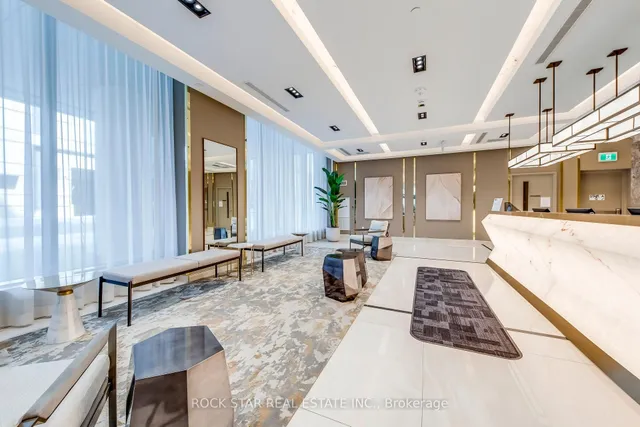 Additional image 39 of 543 Richmond St Unit 228