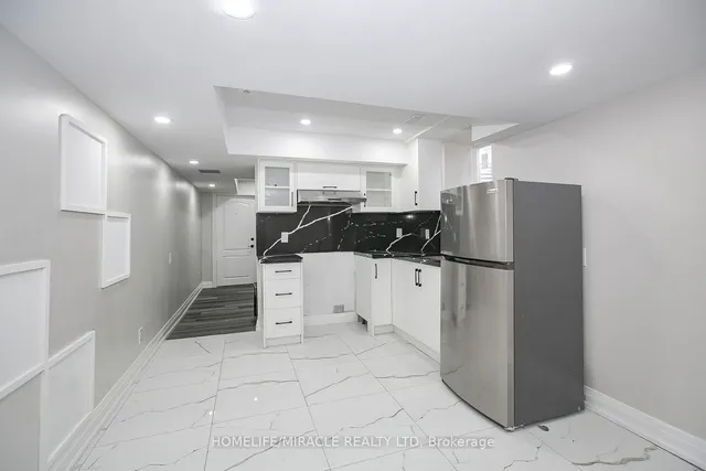 Additional image 42 of 5 Emily St