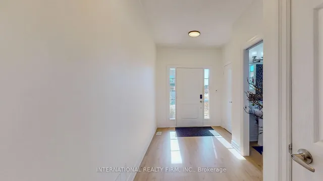 Additional image 5 of 275 Falconridge Dr