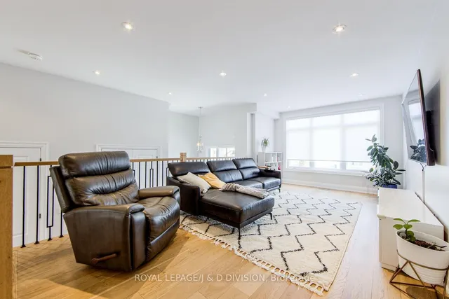 Additional image 20 of 76 Twenty Ninth St