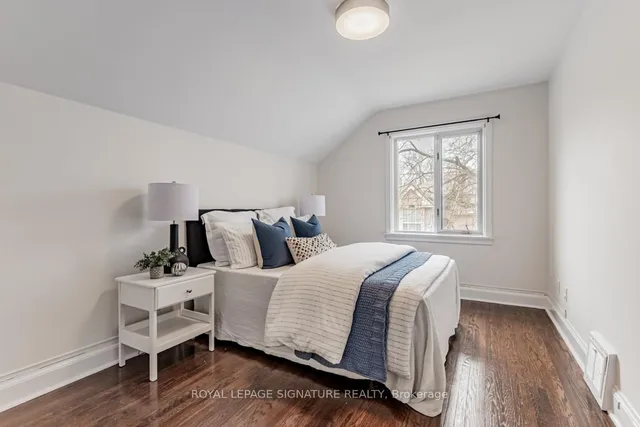 Additional image 22 of 261 Hollywood Ave