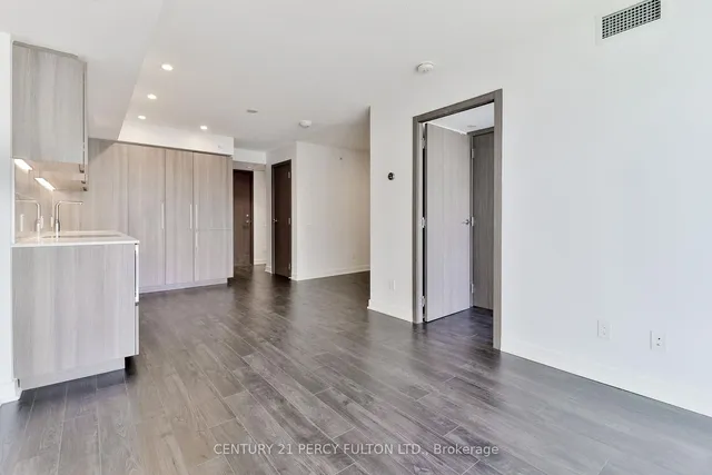 Additional image 7 of 19 Bathurst St Unit 1107