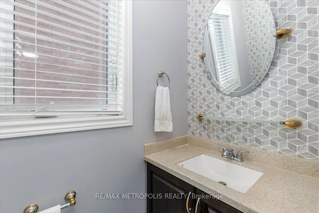 Additional image 15 of 101 Lesabre Cres