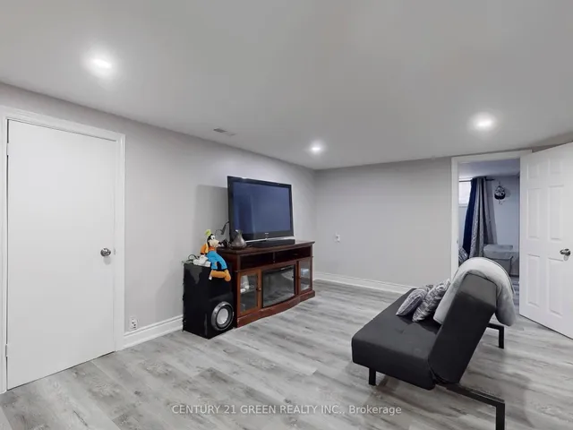 Additional image 30 of 117 Redwater Dr