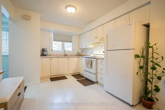 Additional image 9 of 445 Pioneer Dr Unit 4