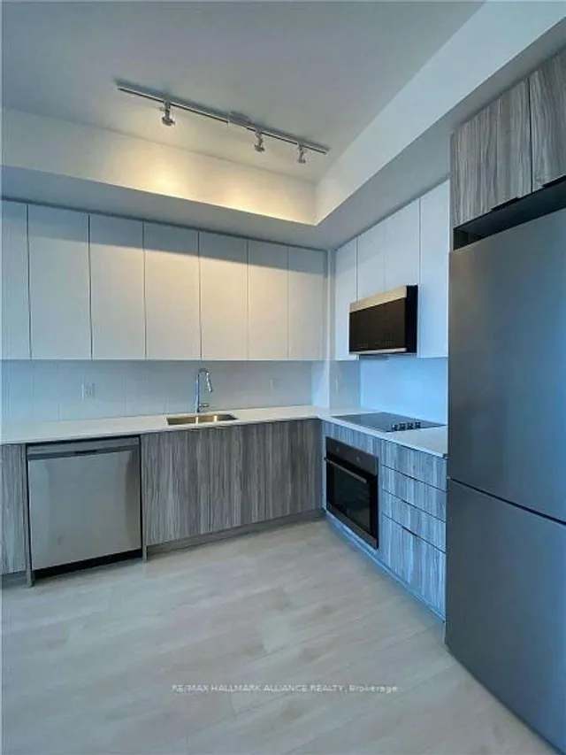 Additional image 6 of 2485 Taunton Rd Unit 825