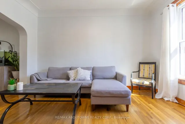 Additional image 7 of 27 Fairview Ave