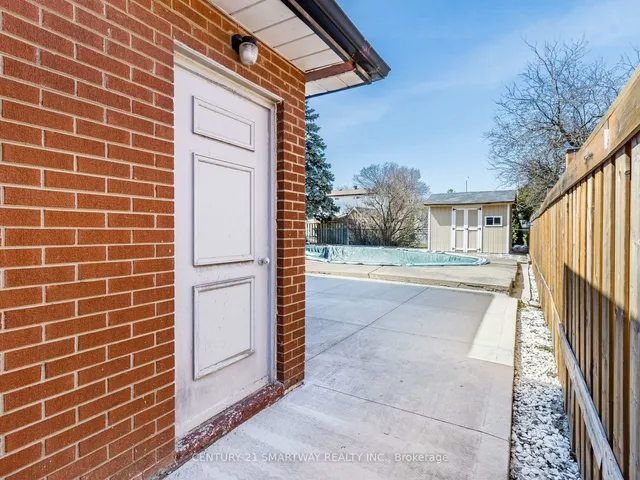 Additional image 41 of 10 Governor Grove Cres