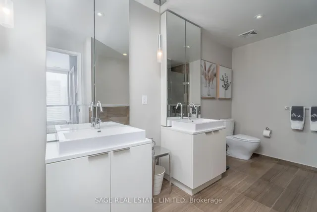 Additional image 16 of 8 Charlotte St Unit 3505