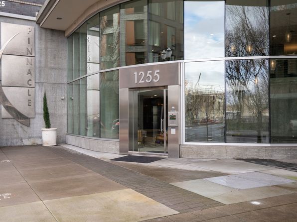 1255 NW 9th Ave, Portland, OR 97210