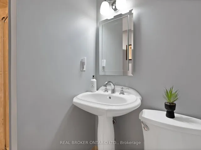 Additional image 20 of 26 Deanefield Cres