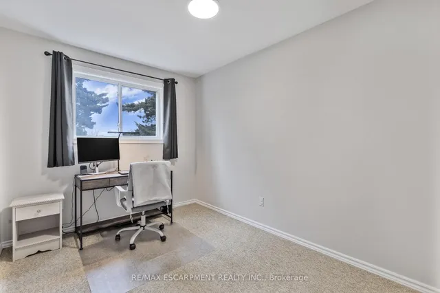 Additional image 17 of 1532 Sixth Line Unit 9