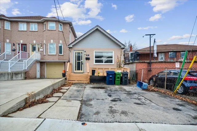 47 Harlton Cres